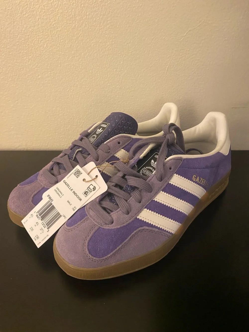NWT - Adidas Gazelle Lavender Suede Sneakers - Men’s 5 /  Women’s 6 - Picture 4 of 10